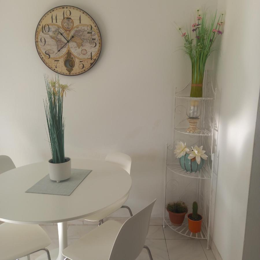 Beautiful Spacious 1-Bed Apartment With Aircon Puerto del Carmen  Exteriér fotografie